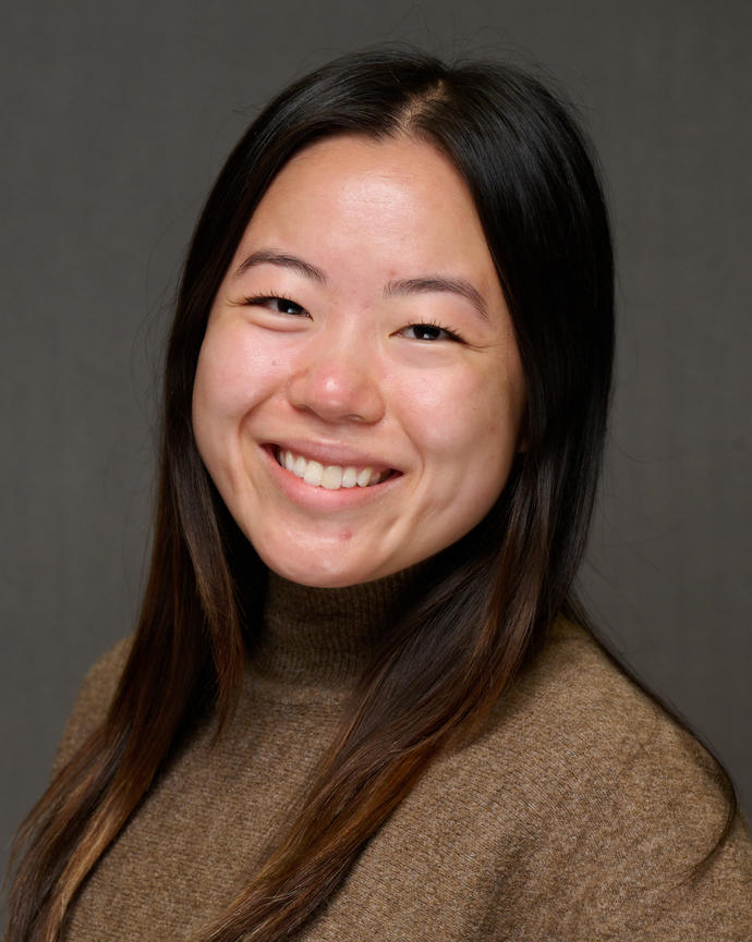 Vivian Wang headshot.